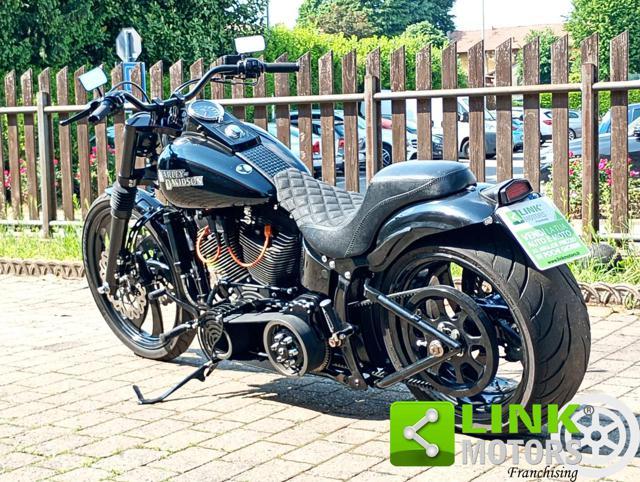 HARLEY-DAVIDSON FXSTB Night Train Special Screamin Eagle