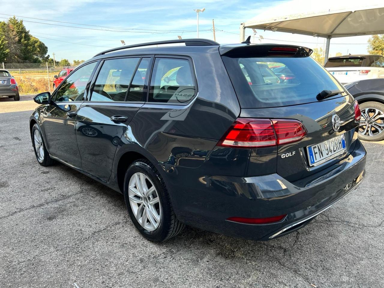 VOLKSWAGEN Golf Variant 1.6 TDI 110 CV DSG Comf.BMT