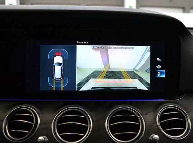 MERCEDES-BENZ E 220 d S.W. 4Matic Auto Premium "Km 67000-Iva Esposta"