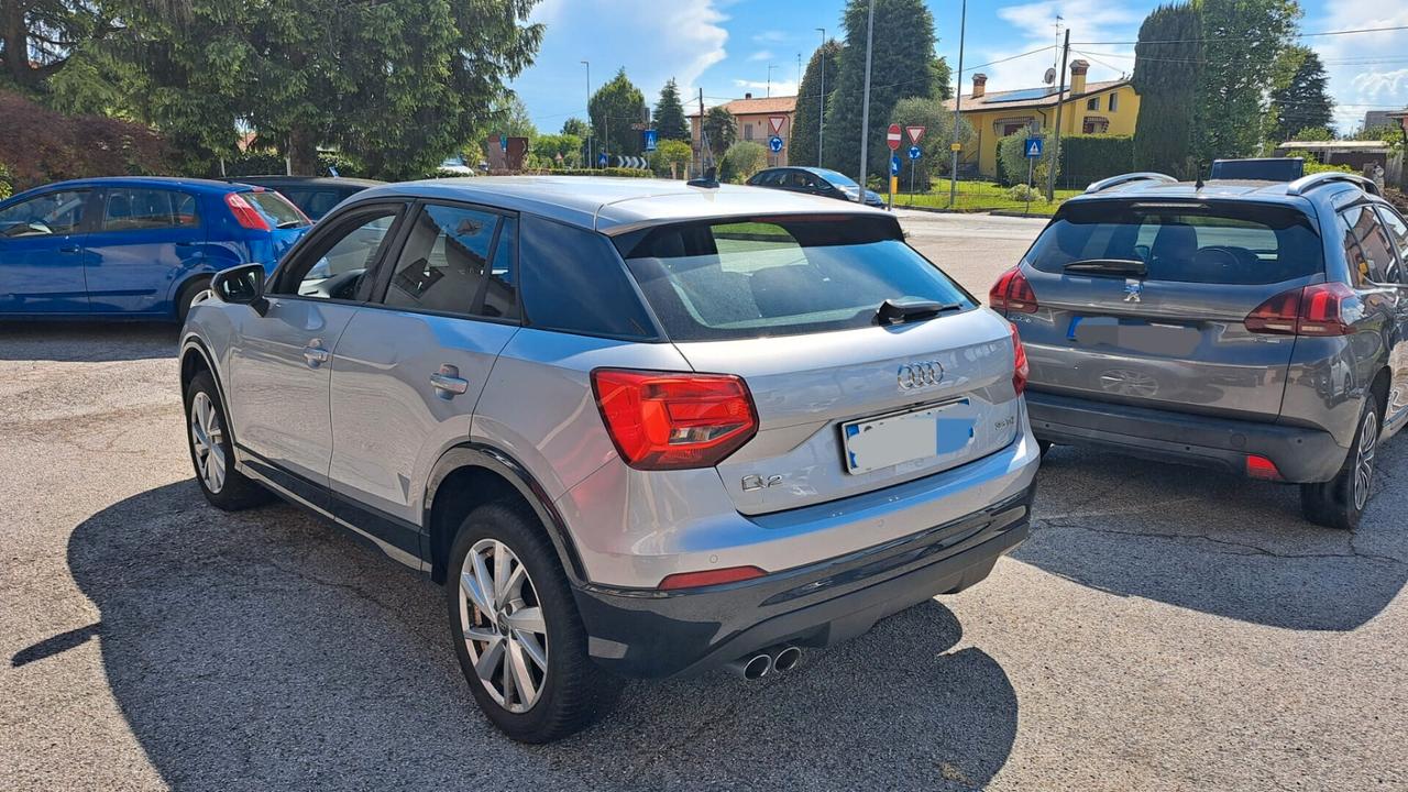 Audi Q2 35 TDI quattro S tronic Admired