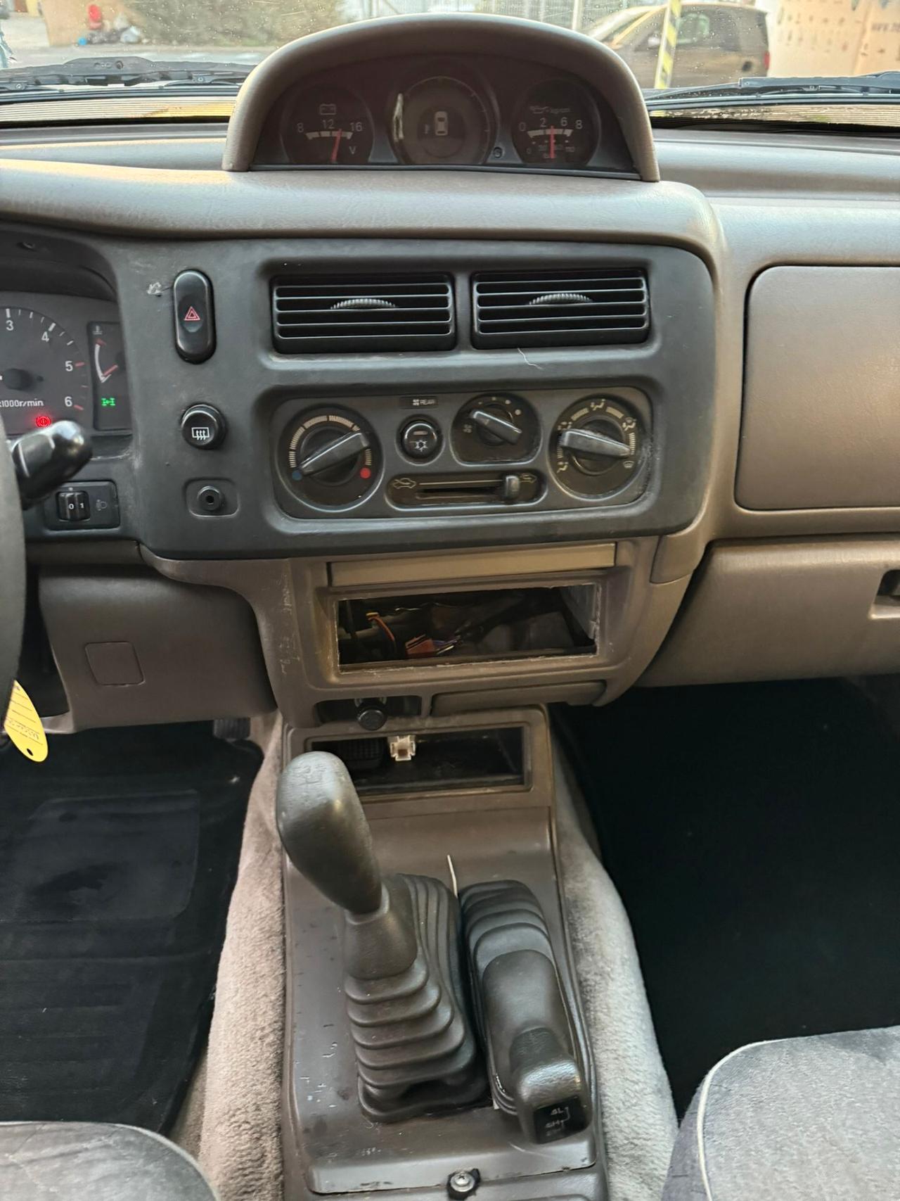 Mitsubishi Pajero Sport 2.5 TDI GLS