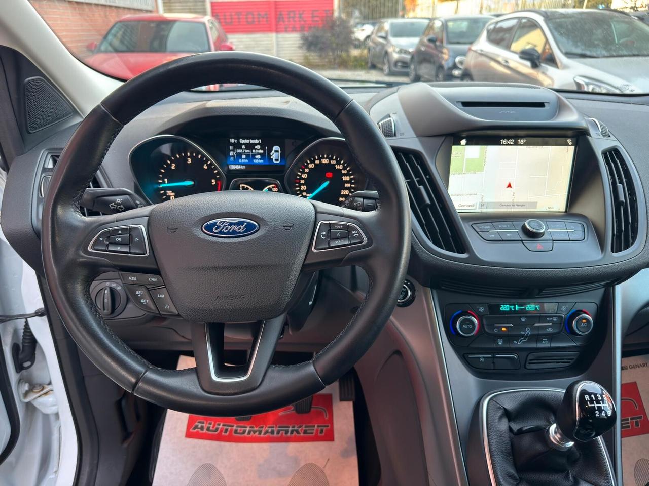 Ford Kuga 1.5 TDCI 120CV 2WD Titanium