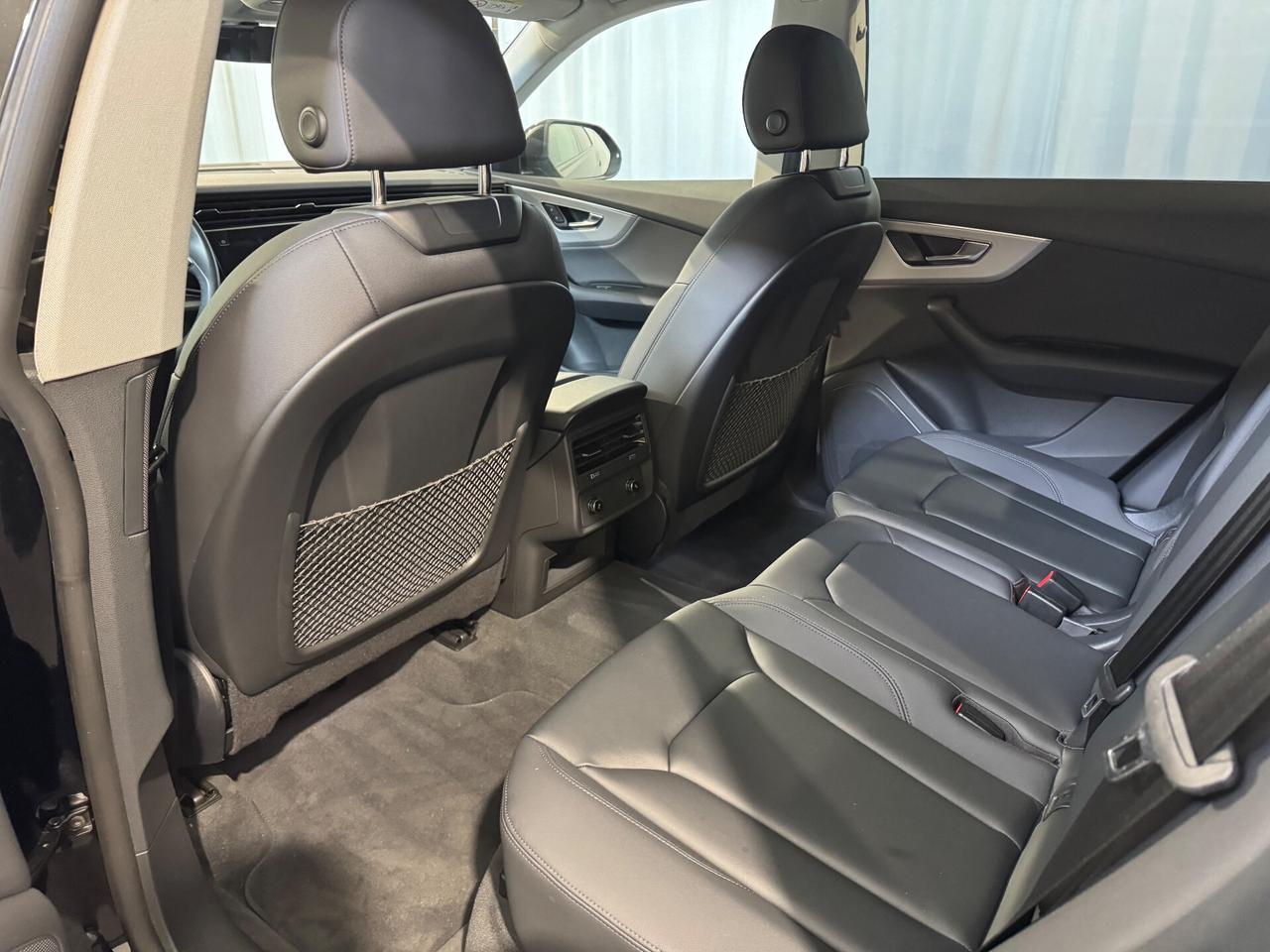 Audi Q8 45 TDI quattro tiptronic Sport