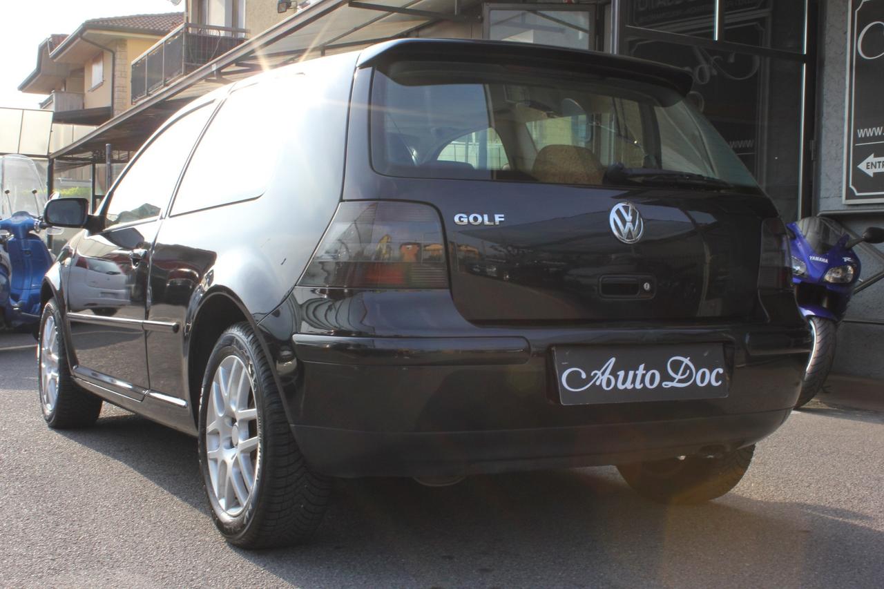 Volkswagen Golf 1.6 Highline OTTIME CONDIZIONI