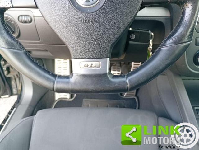 VOLKSWAGEN Golf GTI 2.0 16V TFSI 3P GTI