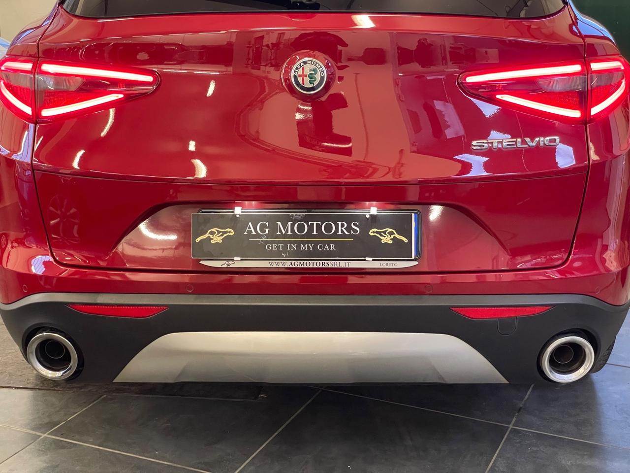 Alfa Romeo Stelvio 2.2 Turbodiesel 160 CV AT8 RWD Sport-Tech