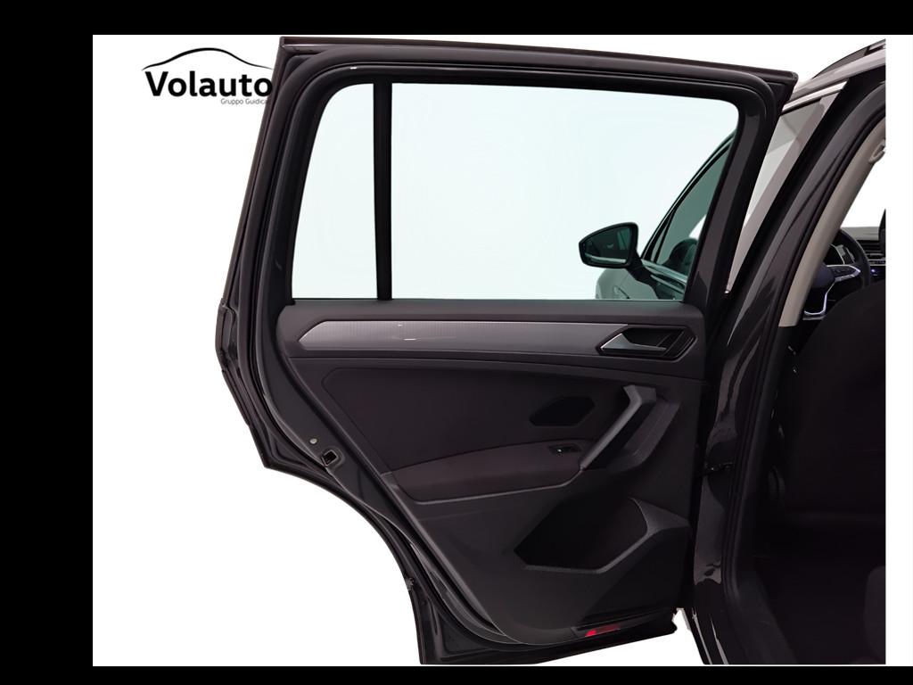 VOLKSWAGEN Tiguan II 2021 - Tiguan 1.5 tsi Life 150cv dsg