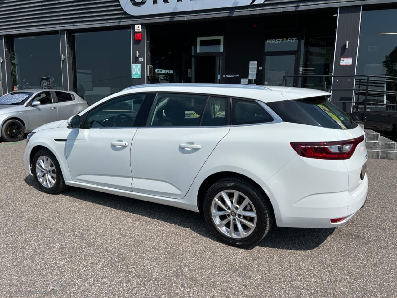 RENAULT Mégane Sporter Blue dCi 115 CV Business IVA ESPOSTA