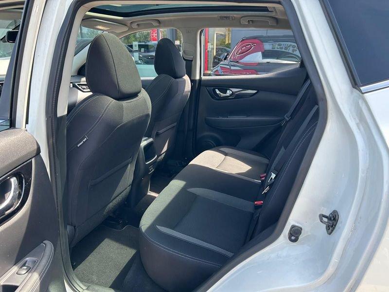 Nissan Qashqai 1.3 DIG-T 140 N-Connecta