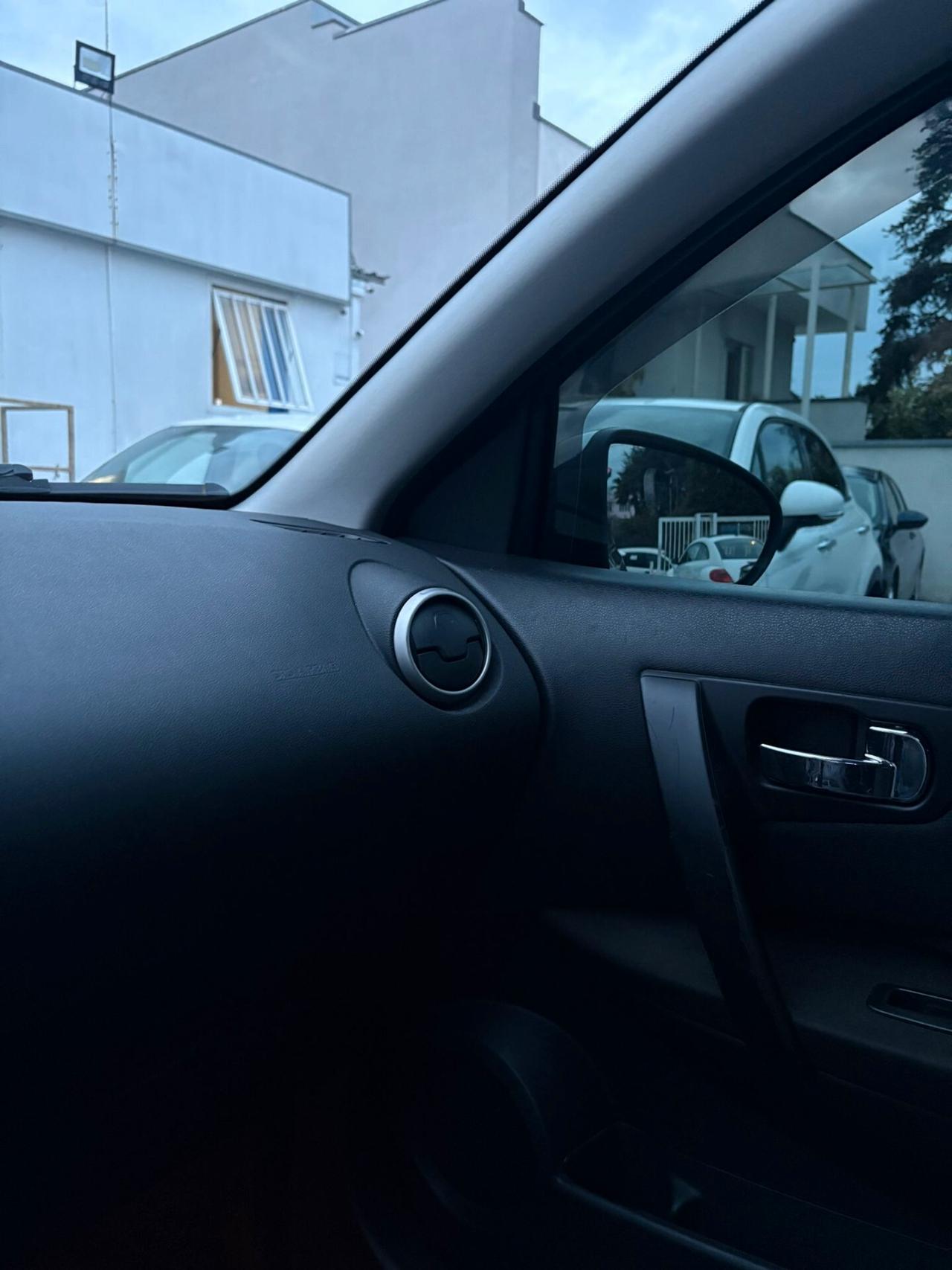 Nissan Qashqai 1.5 dCi DPF Tekna