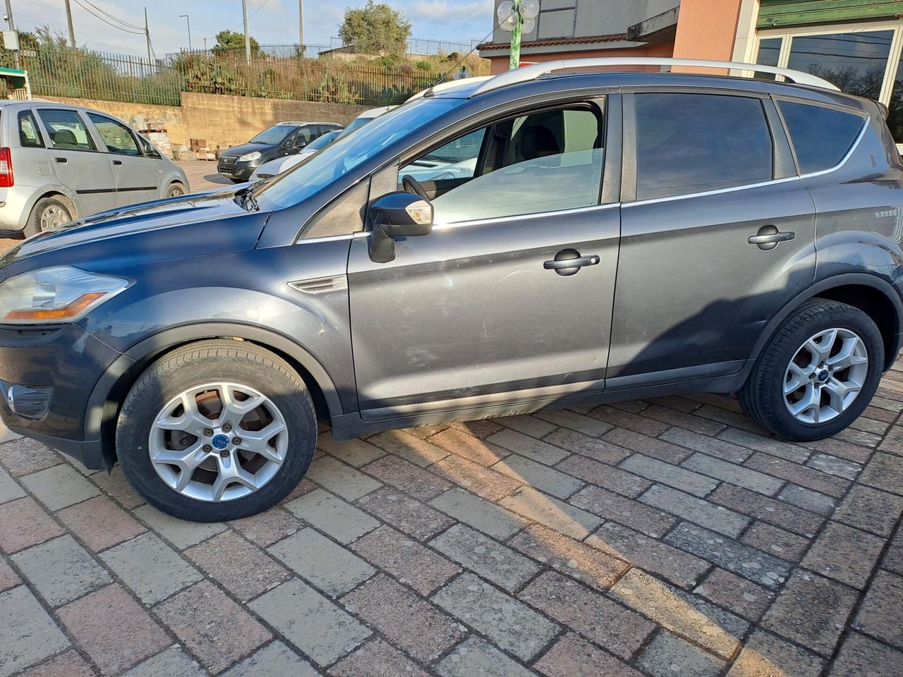 Ford Kuga 2.0 TDCi 136 CV 4WD Titanium DPF