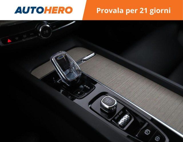 VOLVO XC60 B4 (d) AWD Geartronic Inscription