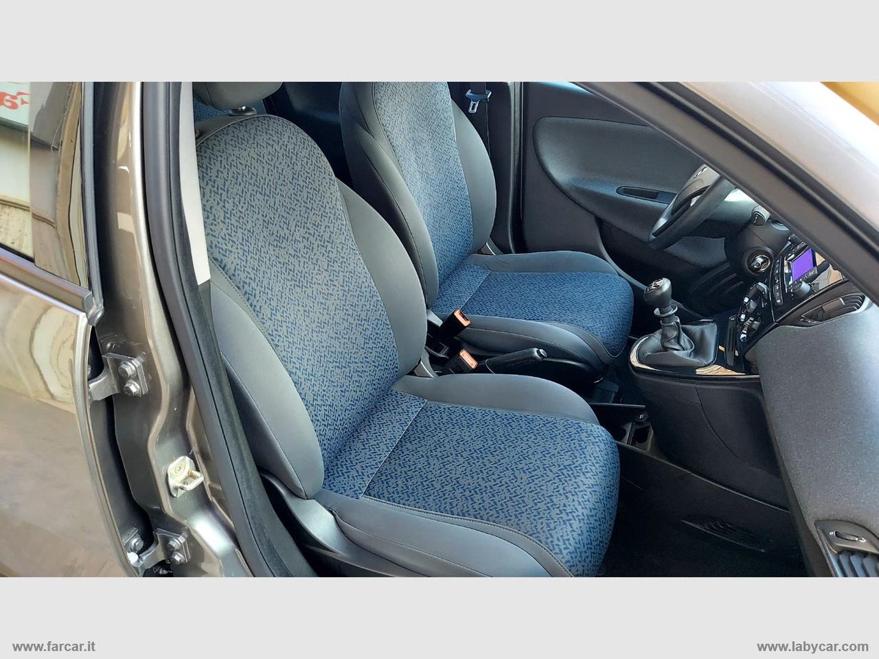 LANCIA Ypsilon 1.0 FireFly 5pS&S Hyb. Eco Silv. SUPER PROMO