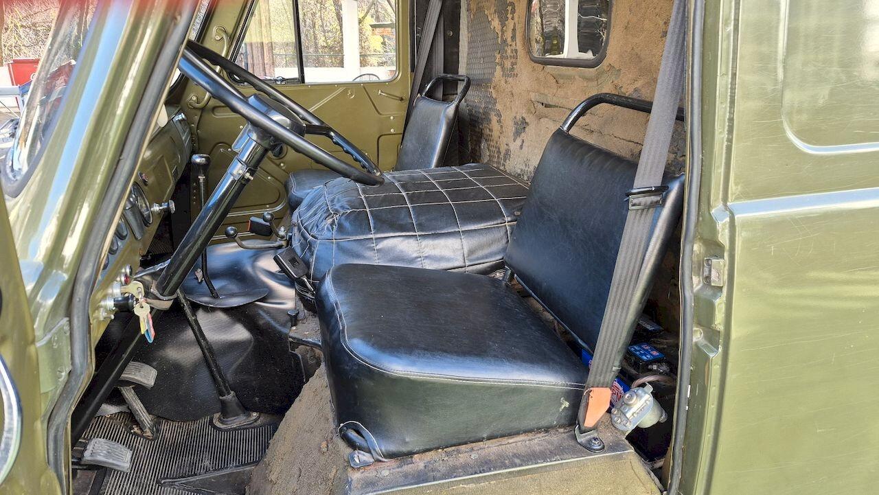 UAZ 452 Furgone 4×4 Serie 3741 – 1991