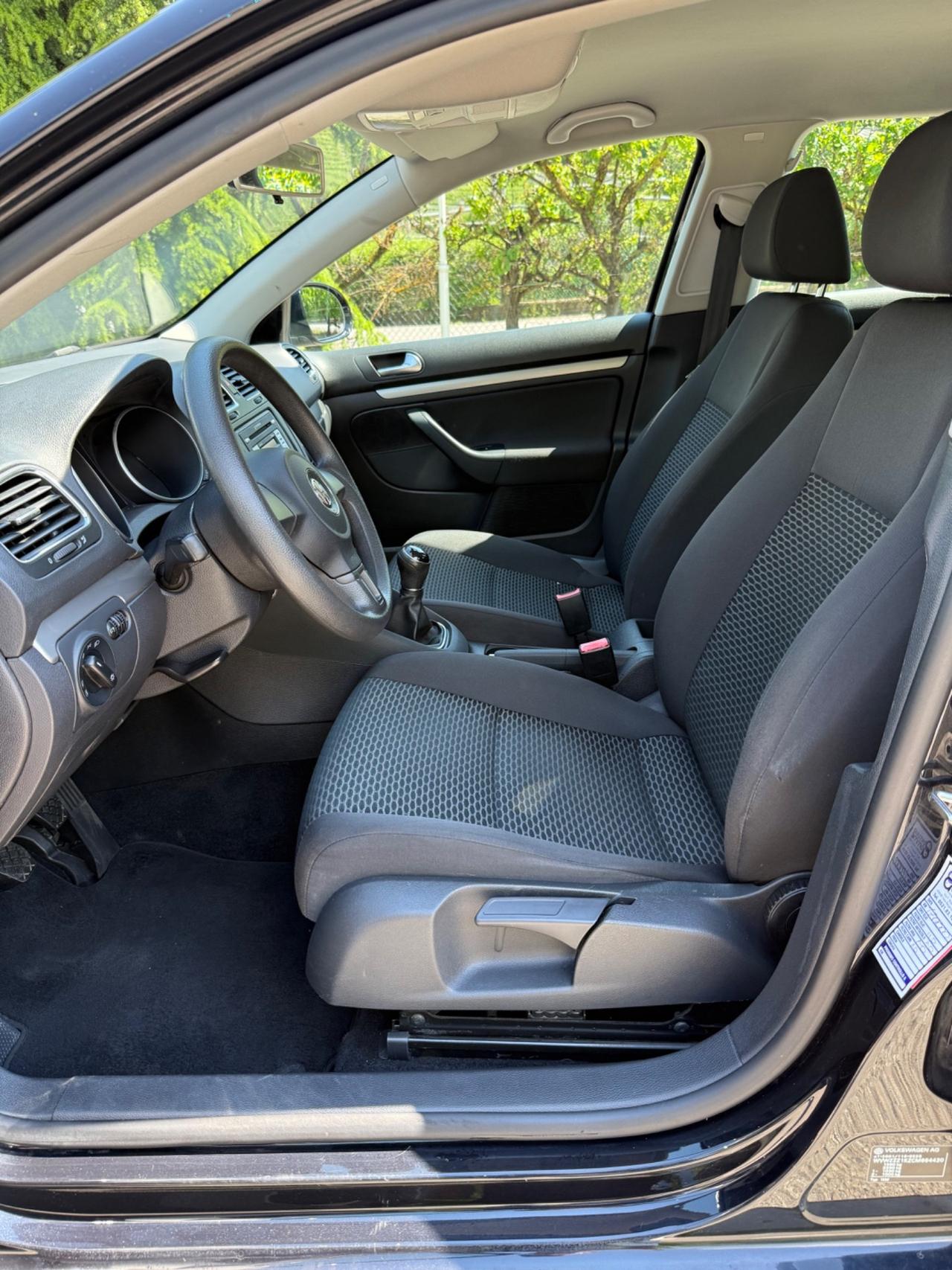 Volkswagen Golf Variant Golf Variant 1.6 TDI DPF Highline