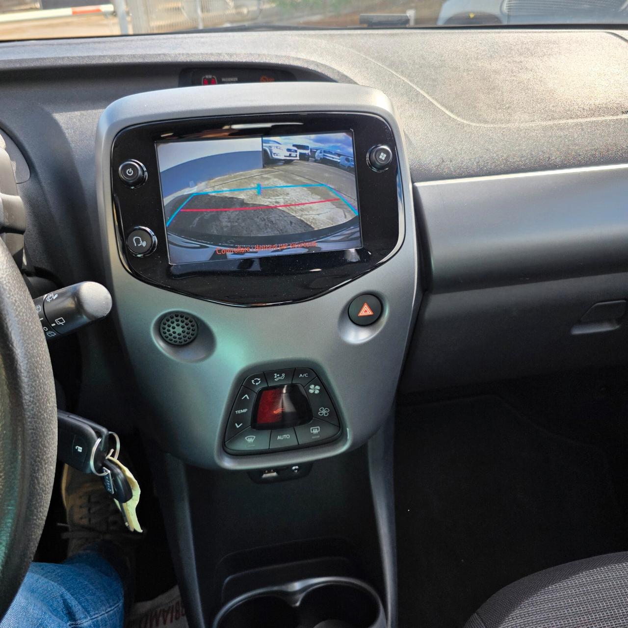 Toyota Aygo Connect 1.0 VVT-i 72 CV 5 porte x-you MY 2021