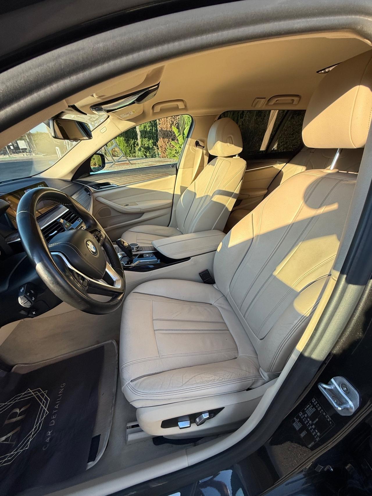 Bmw 520d aut. Touring Luxury - 2019