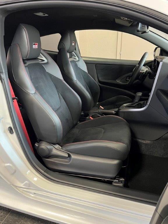 Toyota Yaris 1.6 Turbo GR Circuit DAT-8