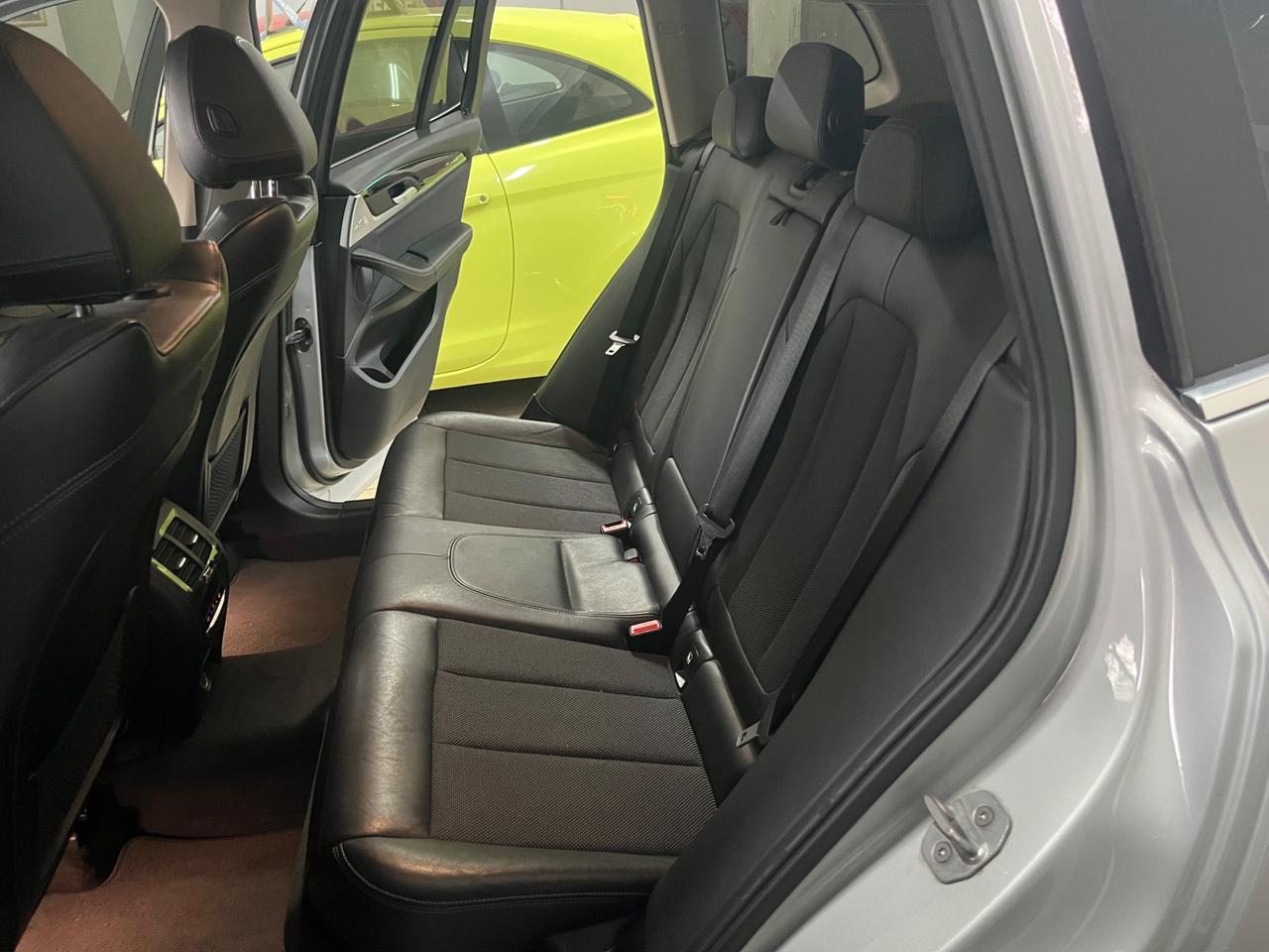 Bmw X3 xDrive20d Luxury full