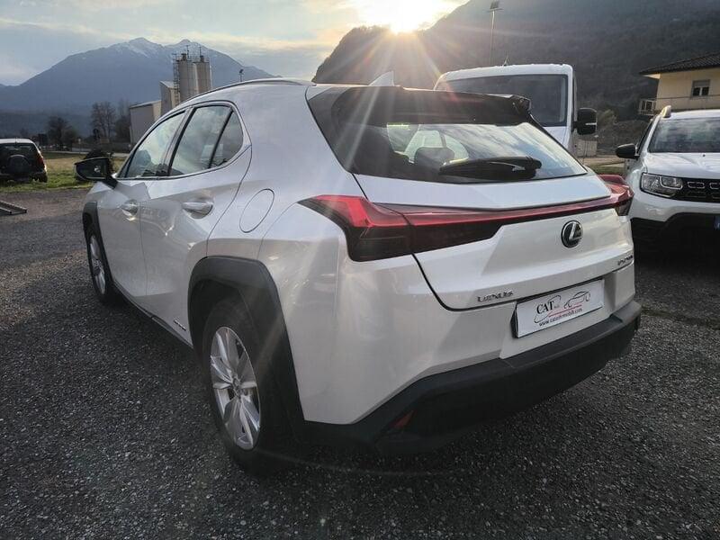 Lexus UX 250 H Hybrid 2 wd