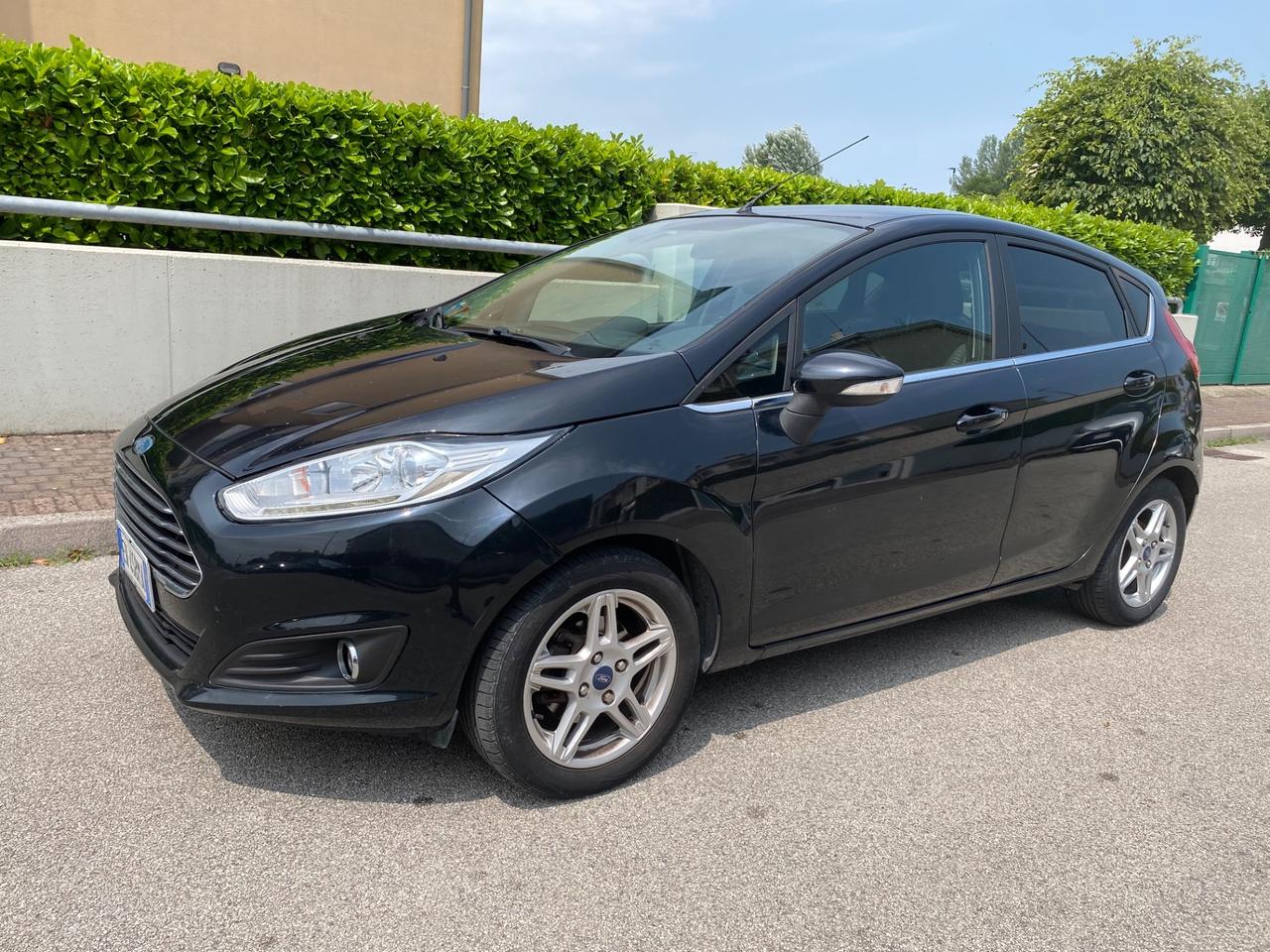 Ford Fiesta 1.2Metano 5 porte