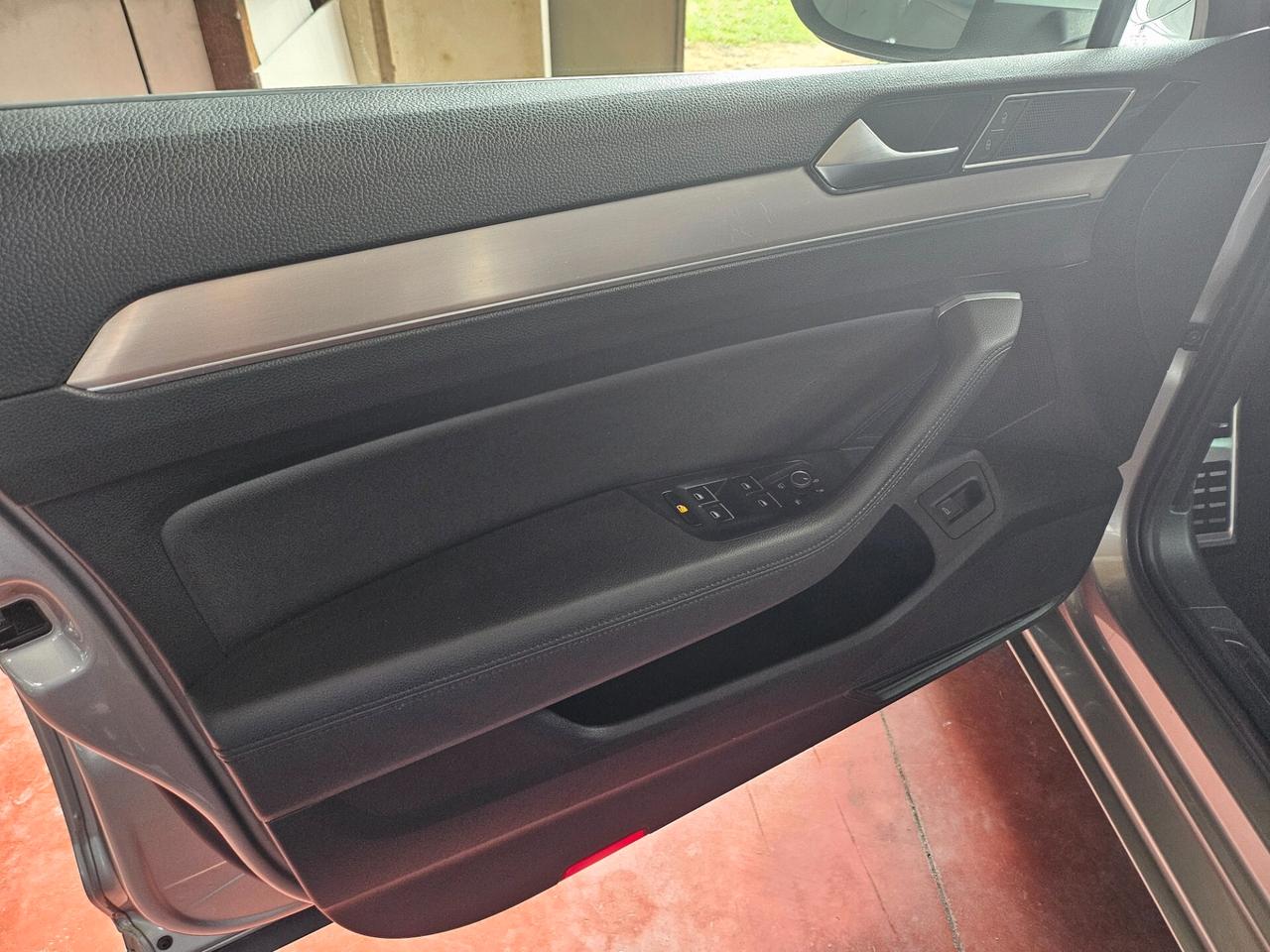 Volkswagen Passat Variant 2.0 TDI Highline BlueMotion Technology