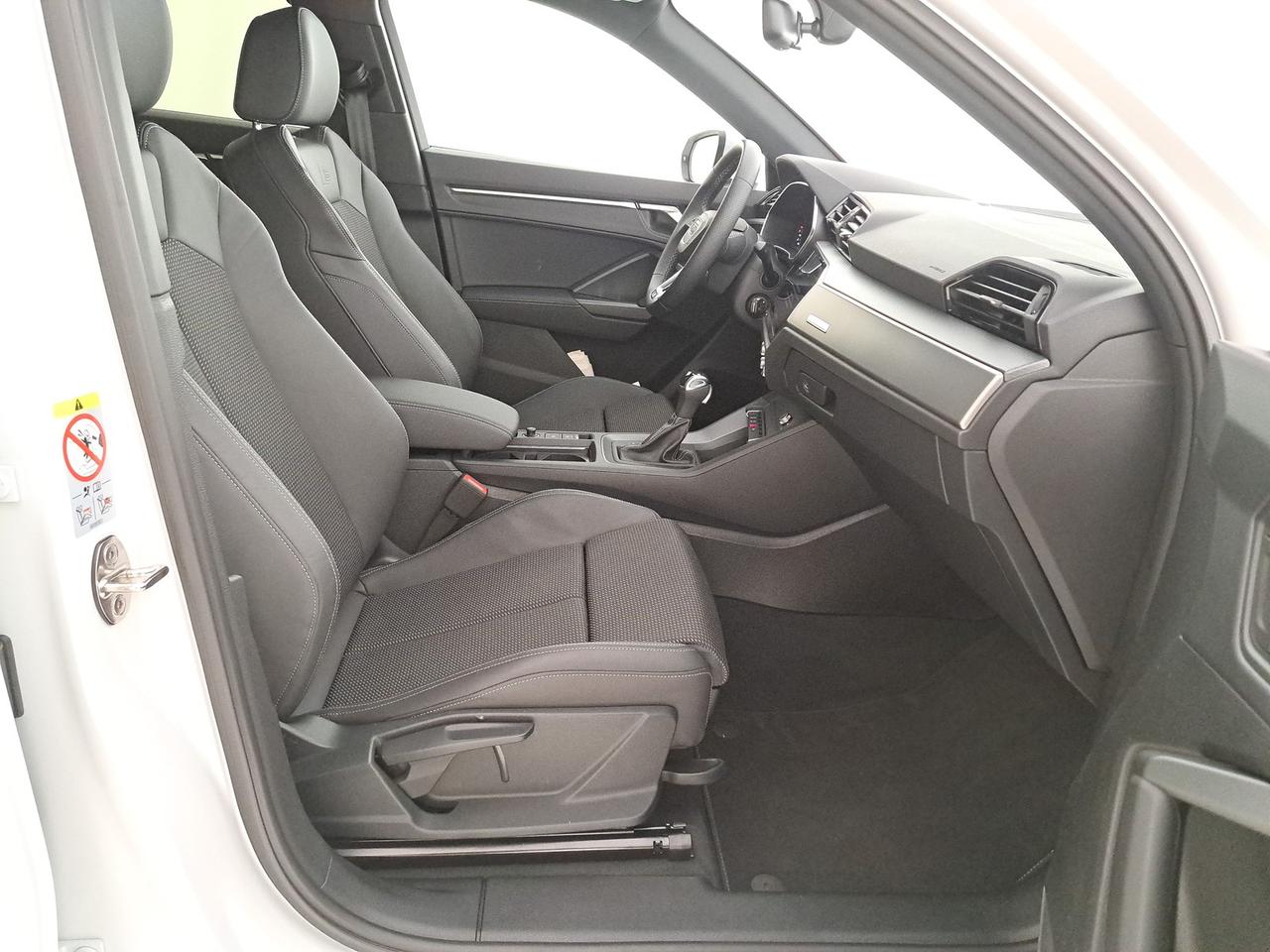 Audi Q3 35 2.0 tdi s line edition s-tronic