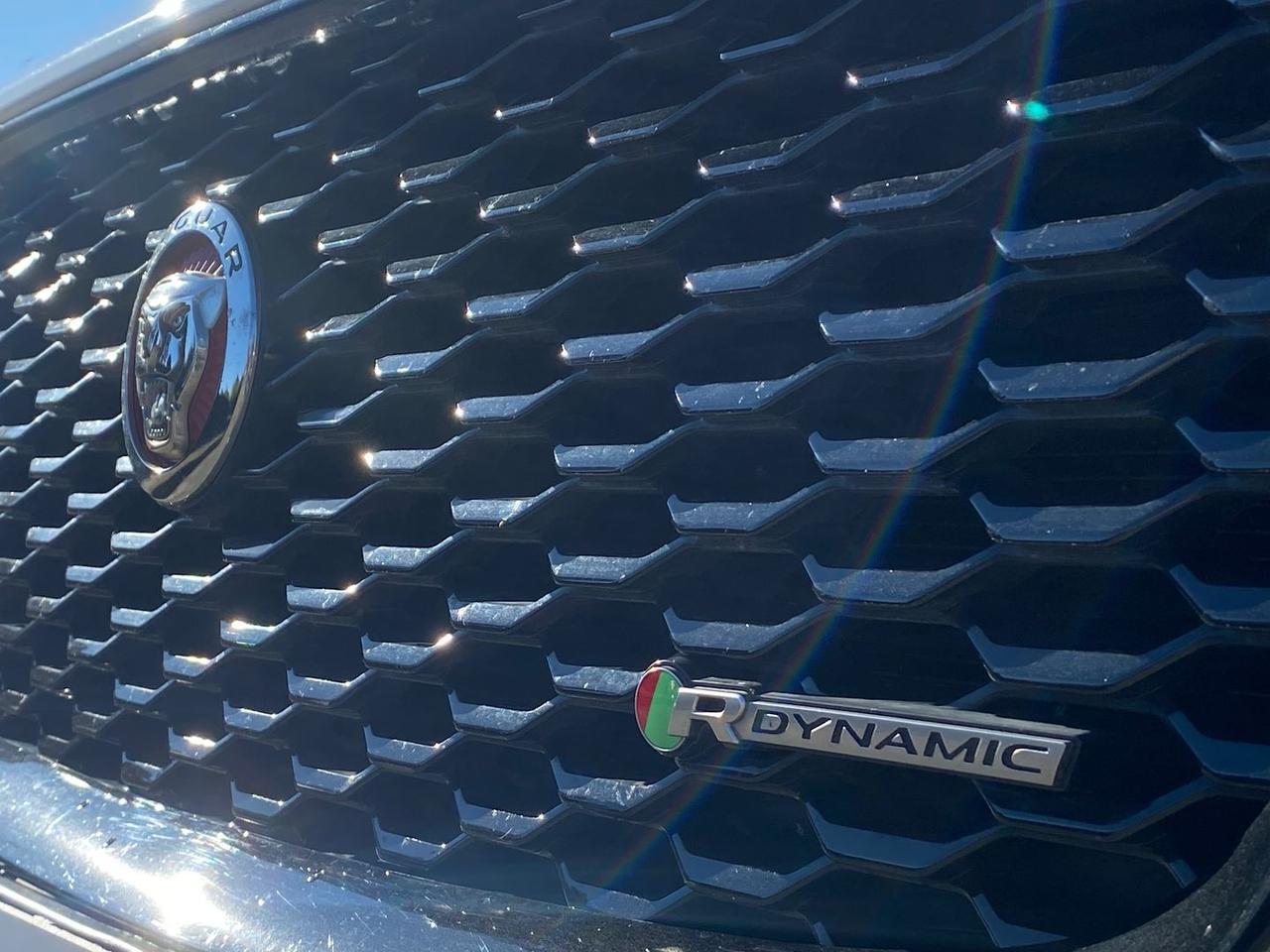 Jaguar E-Pace R-Dynamic HSE D 150 #8021