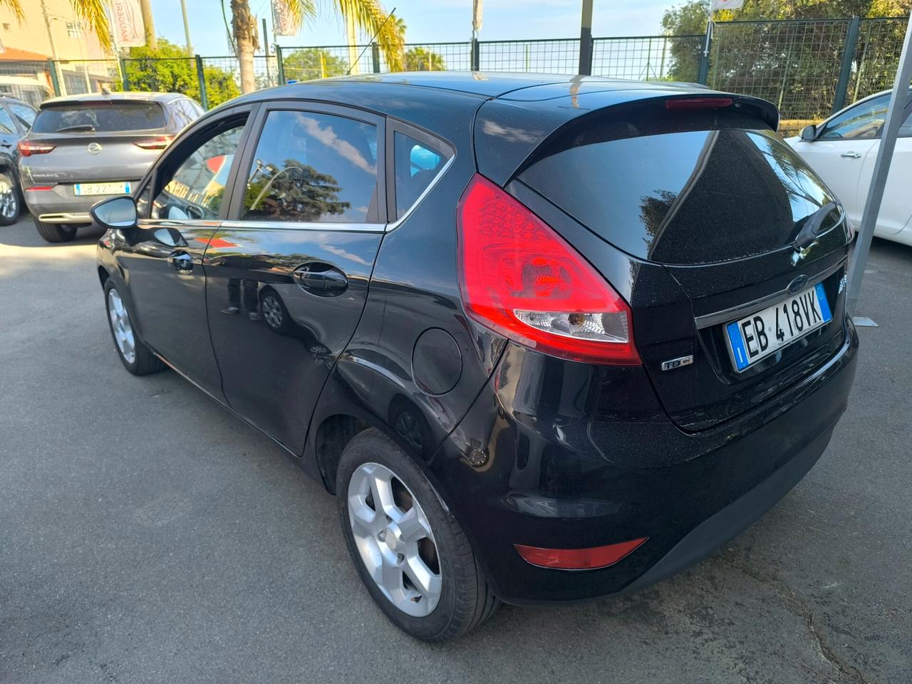 Ford Fiesta 1.4 TDCi 68CV 5 porte Titanium