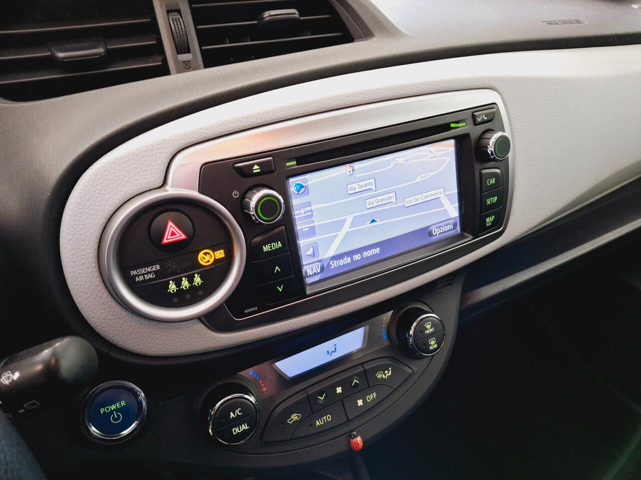 Toyota Yaris 1.5 Hybrid 5 porte Cool "Unico Proprietario
