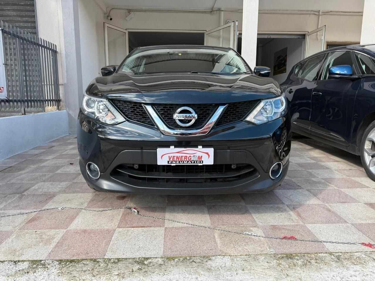 Nissan Qashqai 1.5 dCi TEKNA (GANCIO TRAINO)