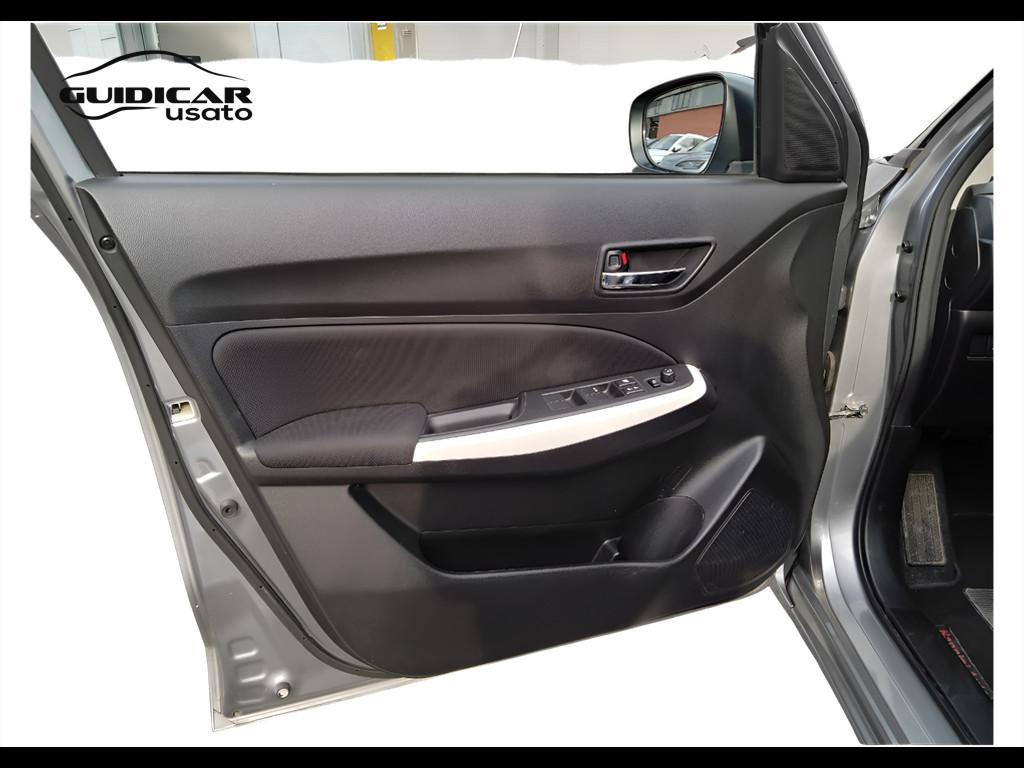 SUZUKI Swift VI 2017 - Swift 1.0 boosterjet S 2wd auto my19