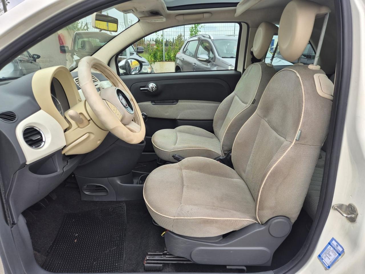 Fiat 500 1.2 Lounge 2.900€ compreso passaggio di proprietà