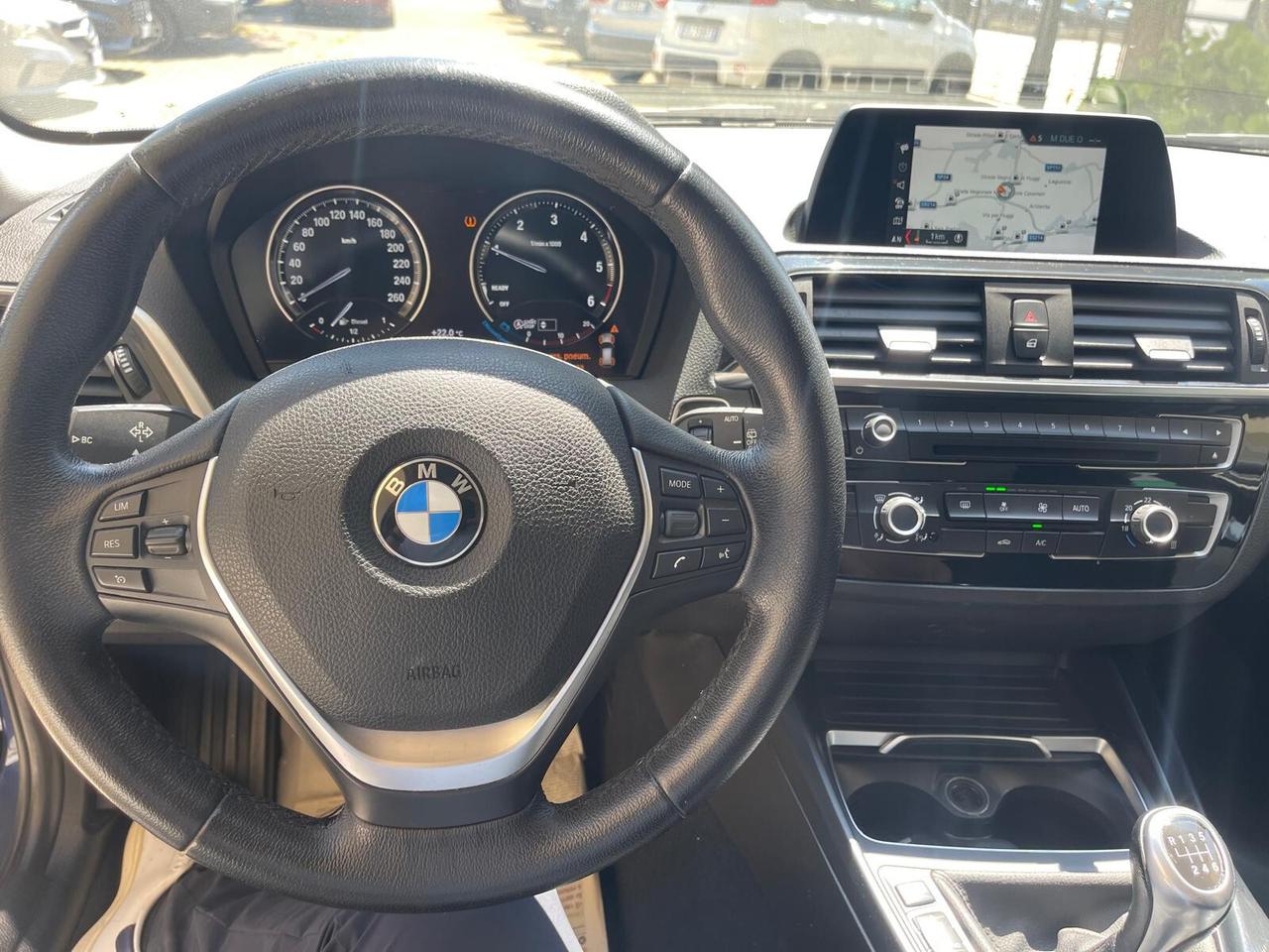 Bmw 116 116d 5p. Urban
