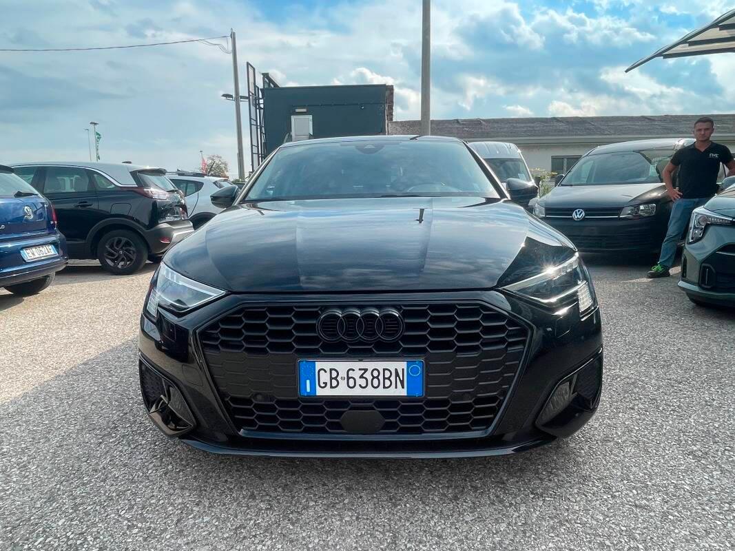 Audi A3 Sportback 35 1.5 tfsi mhev s-tronic MATRIX 18''