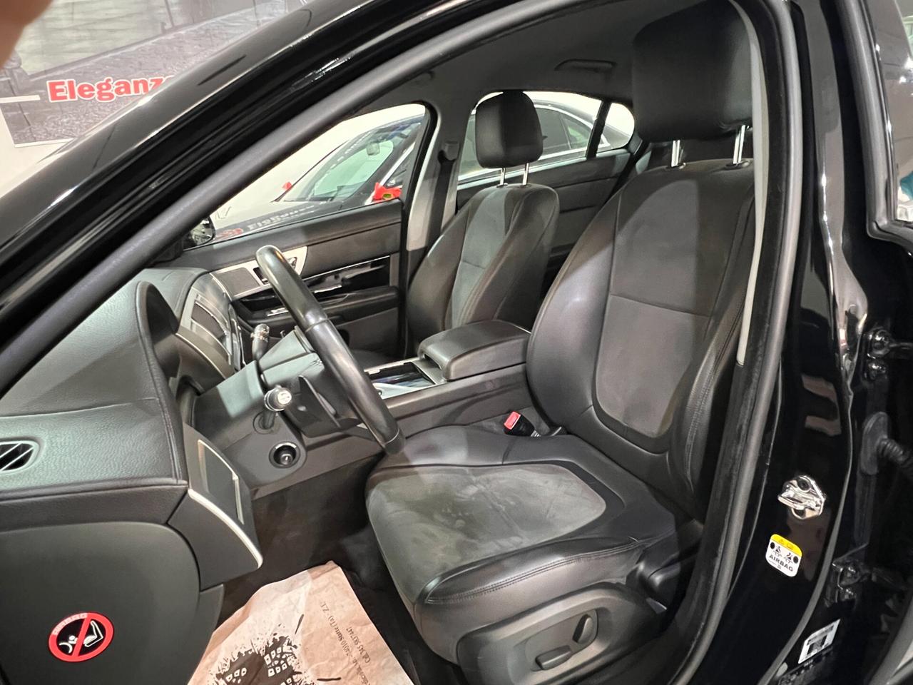 Jaguar XF 2.2 163 CV - Business Edition - 2014