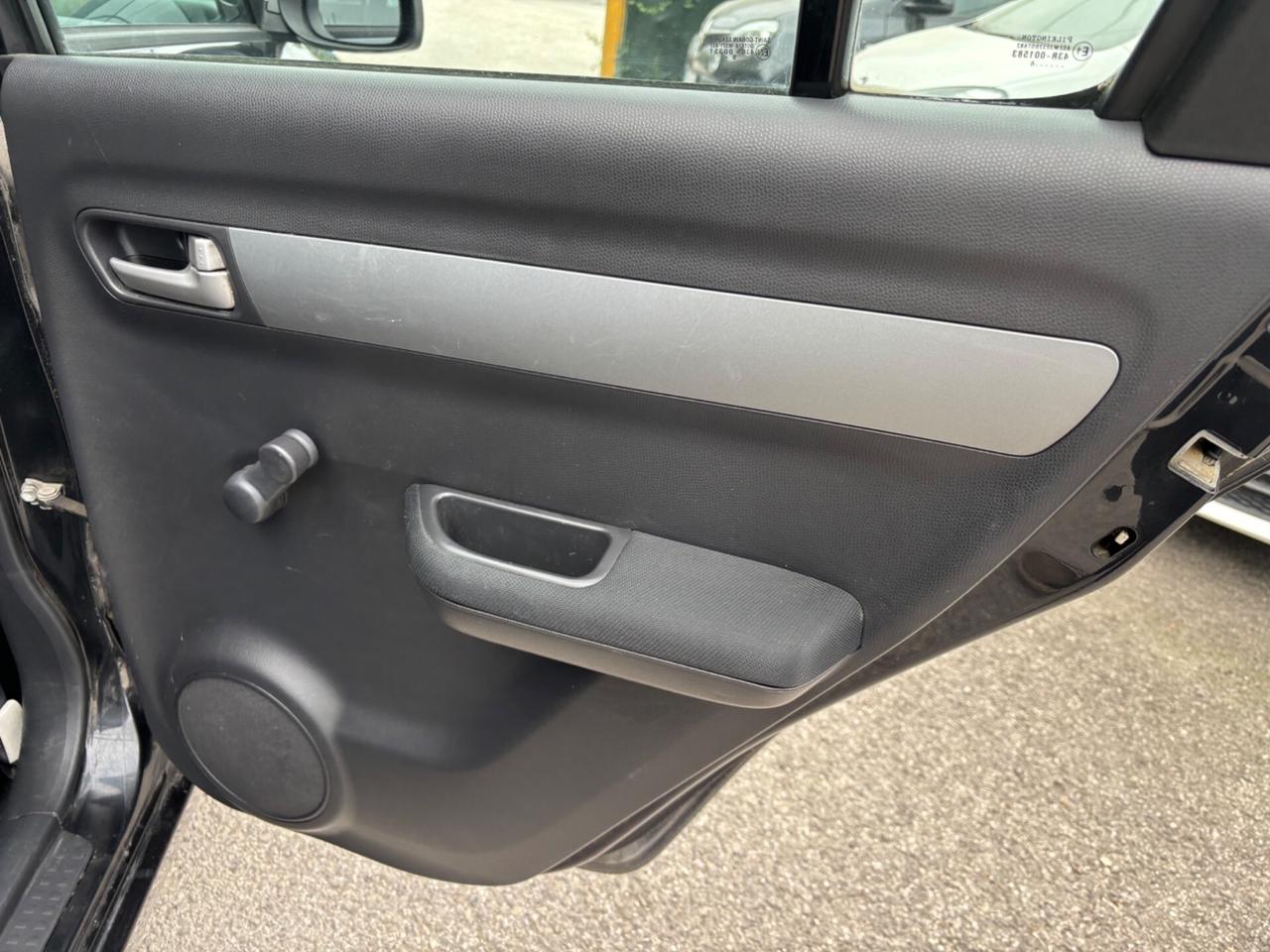 Suzuki Swift 1.3 multi jet DDiS 5p. GL ok Neopatentati