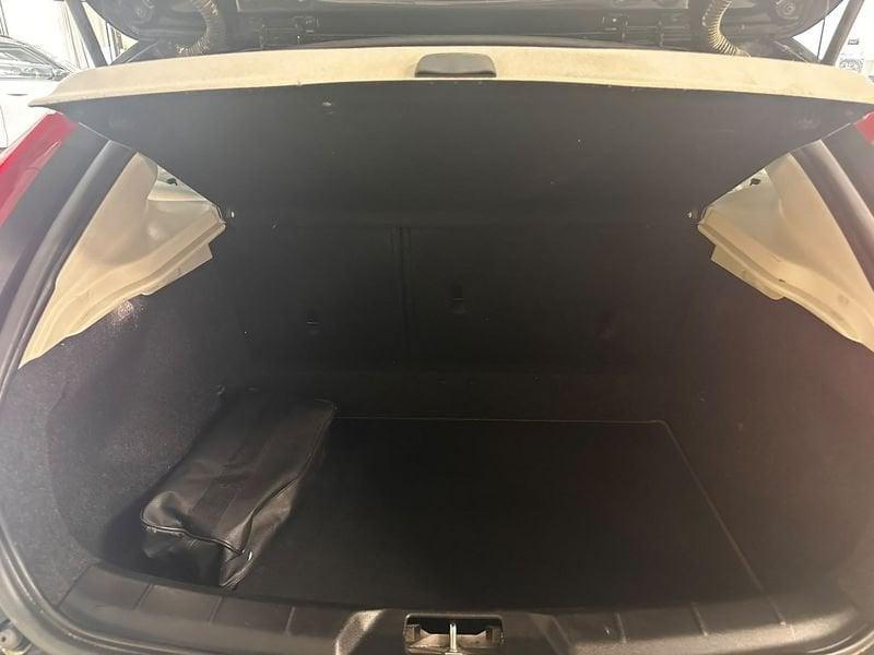 Volvo V40 II 2012 Cross Country Dies Cross Country 1.6 d2 Summum s/b-xeno