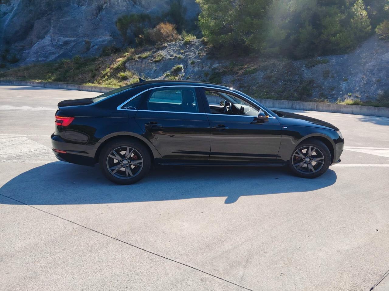 Audi A4 2.0 TDI 150 CV ultra S tronic Sport-Pronta Consegna-1Proprietario-Consegna a domicilio-