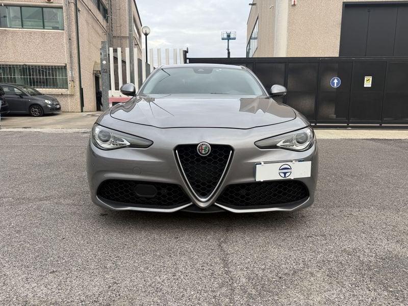 Alfa Romeo Giulia 2.2 Turbo AT8 Q4 Veloce 210cv