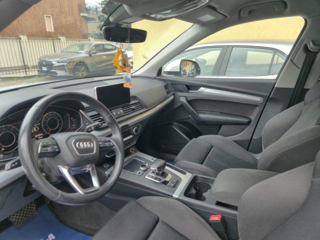 AUDI Q5 40 TDI quattro S tronic Business Sport