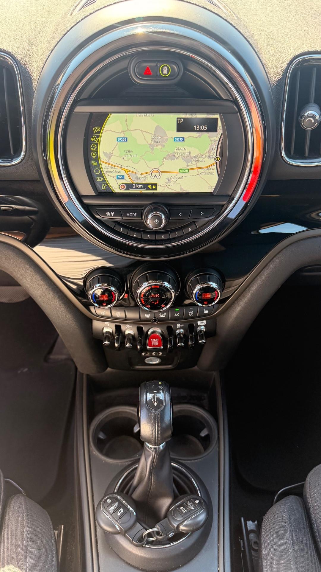 Mini Cooper Countryman 1.5 Hype