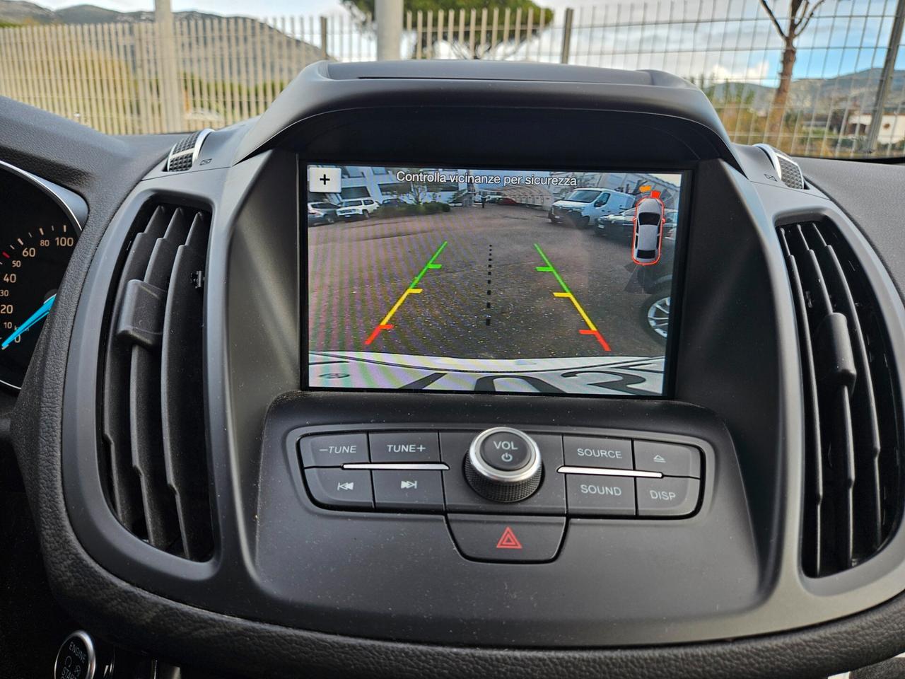 Ford Kuga 1.5 TDCI 120 CV S&S 2WD Powershift Edition