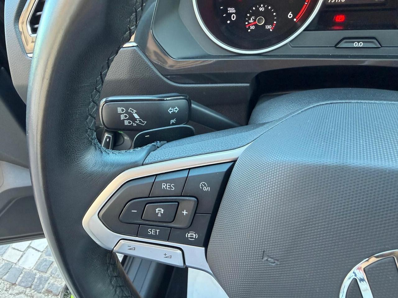 Volkswagen Tiguan CAMBIO AUTOMATICO 2.0 150CV 2023