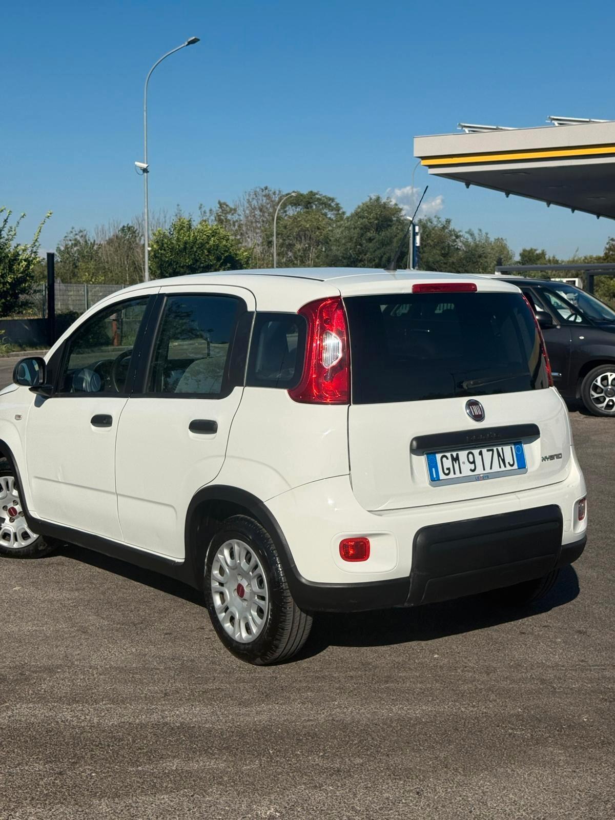 Fiat Panda 1.0 Hybrid City Life 2023 iva esposta