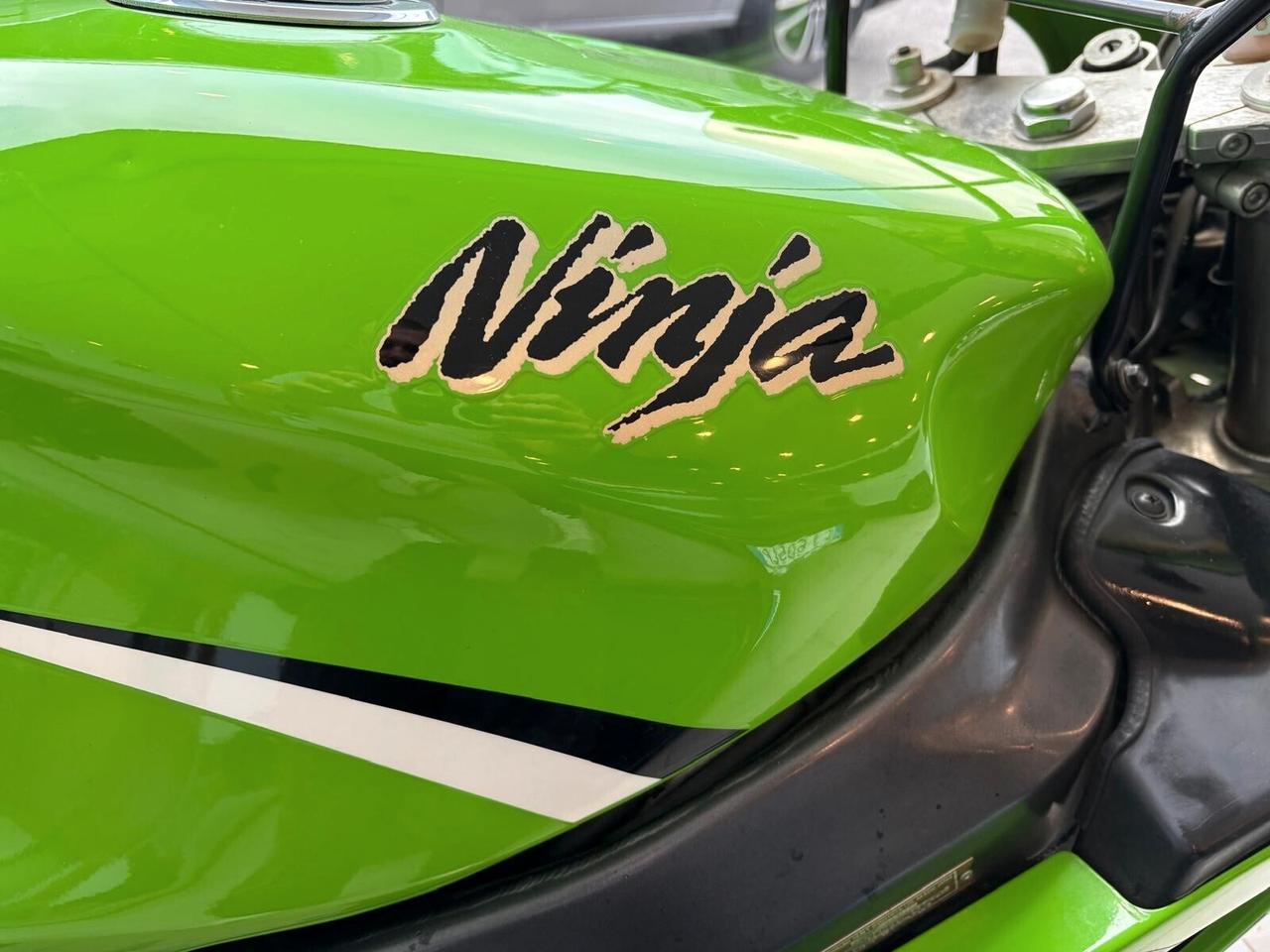 Kawasaki Ninja ZX 750 ZX-7R Ninja 750 122 cv UNICO PR.