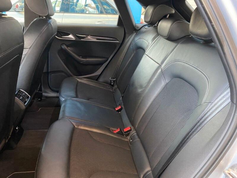 AUDI Q3 Q3 2.0 TDI 120 CV Sport