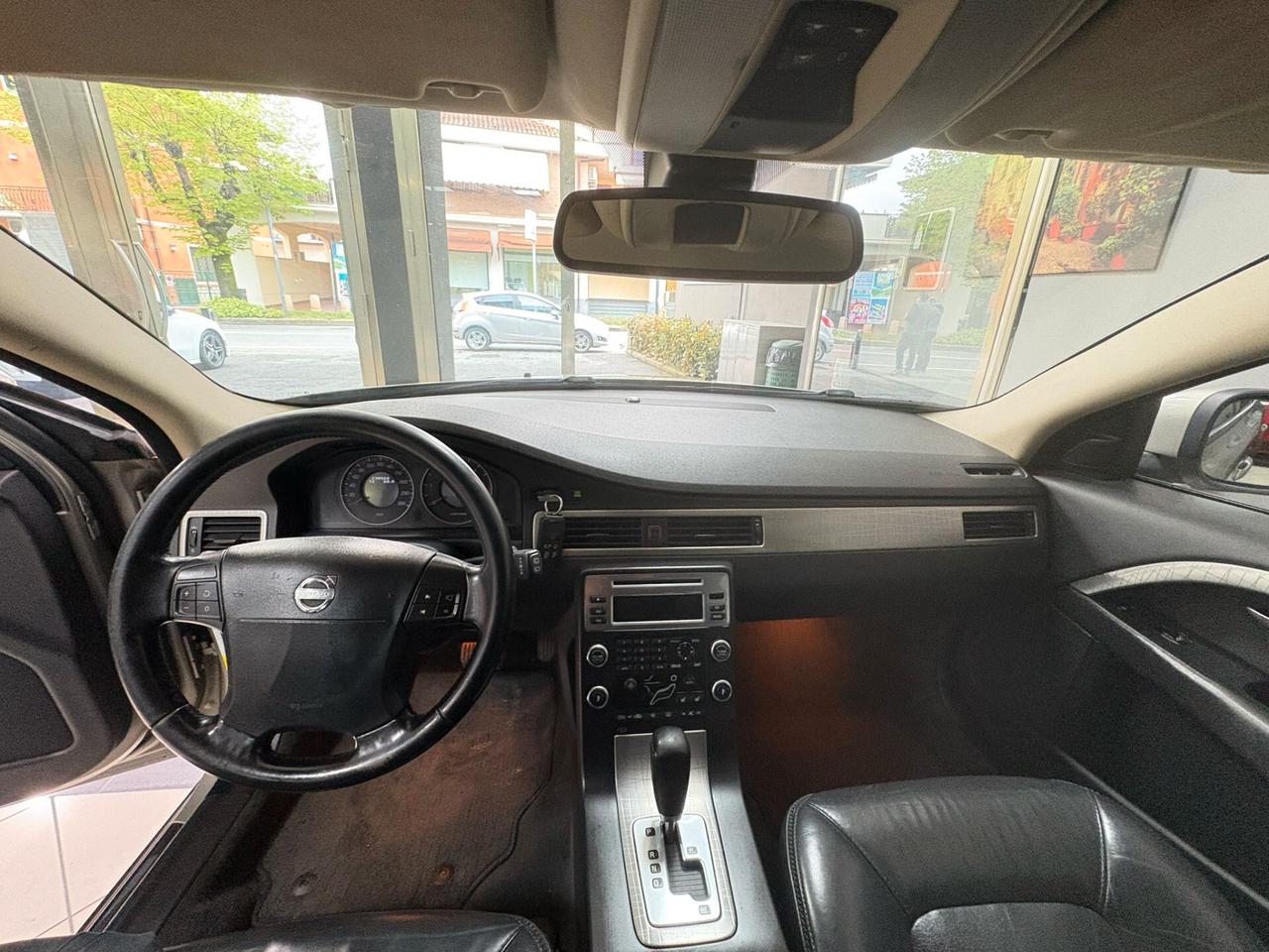 Volvo XC 70 D5 auto