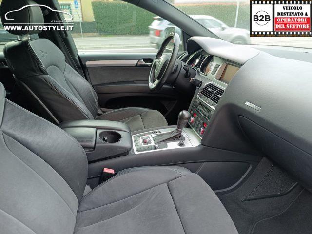 AUDI Q7 3.0 V6 TDI 240Cv *7POSTI* quattro Tiptronic S-LINE