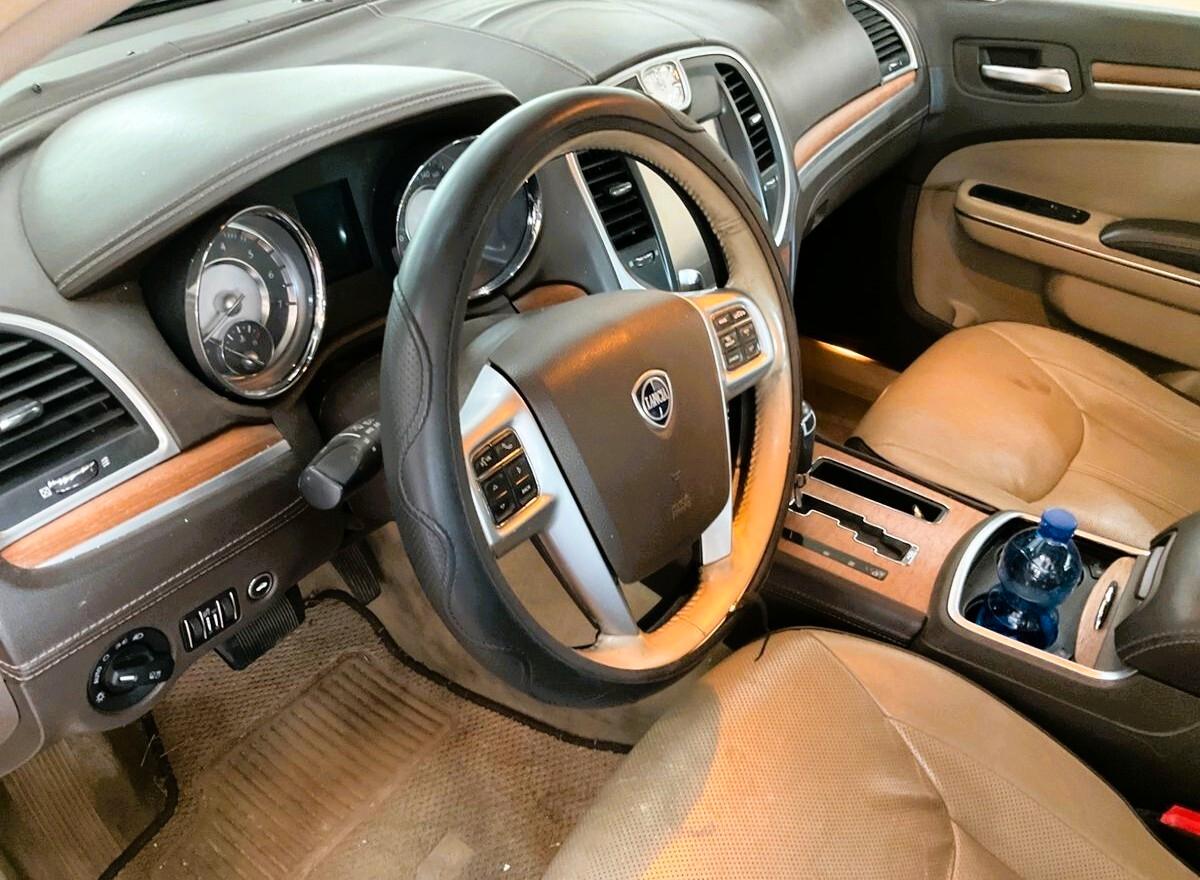 Lancia Thema 3.0 V6 240CV Executive